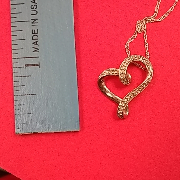 Gorgeous heart shaped 925 pendant and chain neckla - Picture 2 of 5